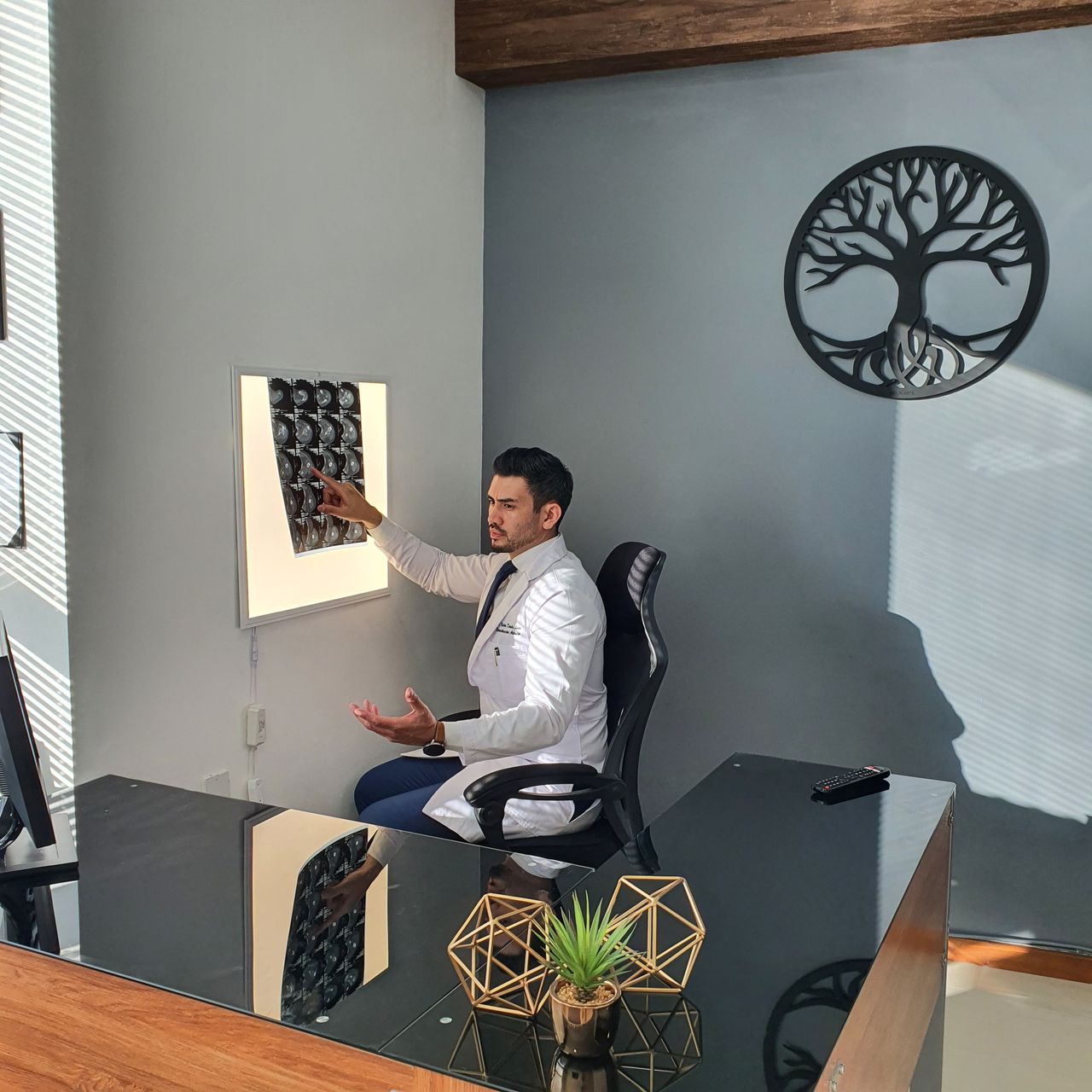 Victor Davila Lucio-2