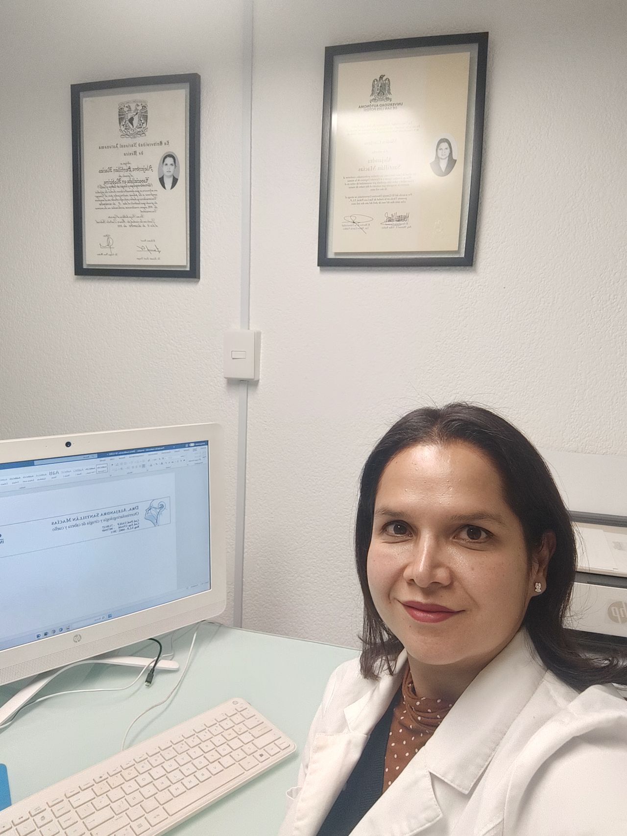 Alejandra Santillán Macías-2