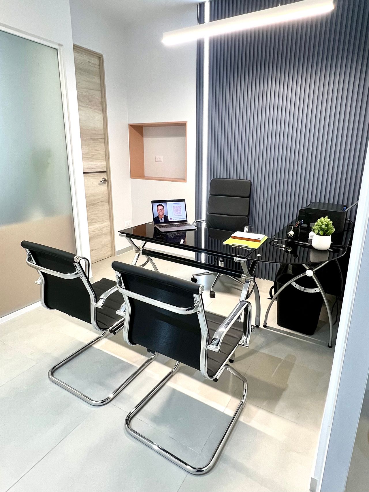 Victor Hugo Santos  Enriquez-6