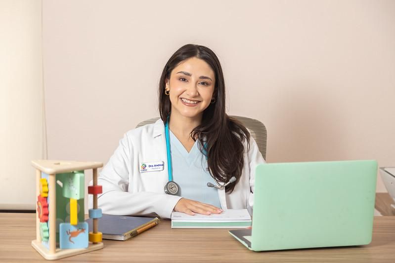 Andrea Flores Nava-0