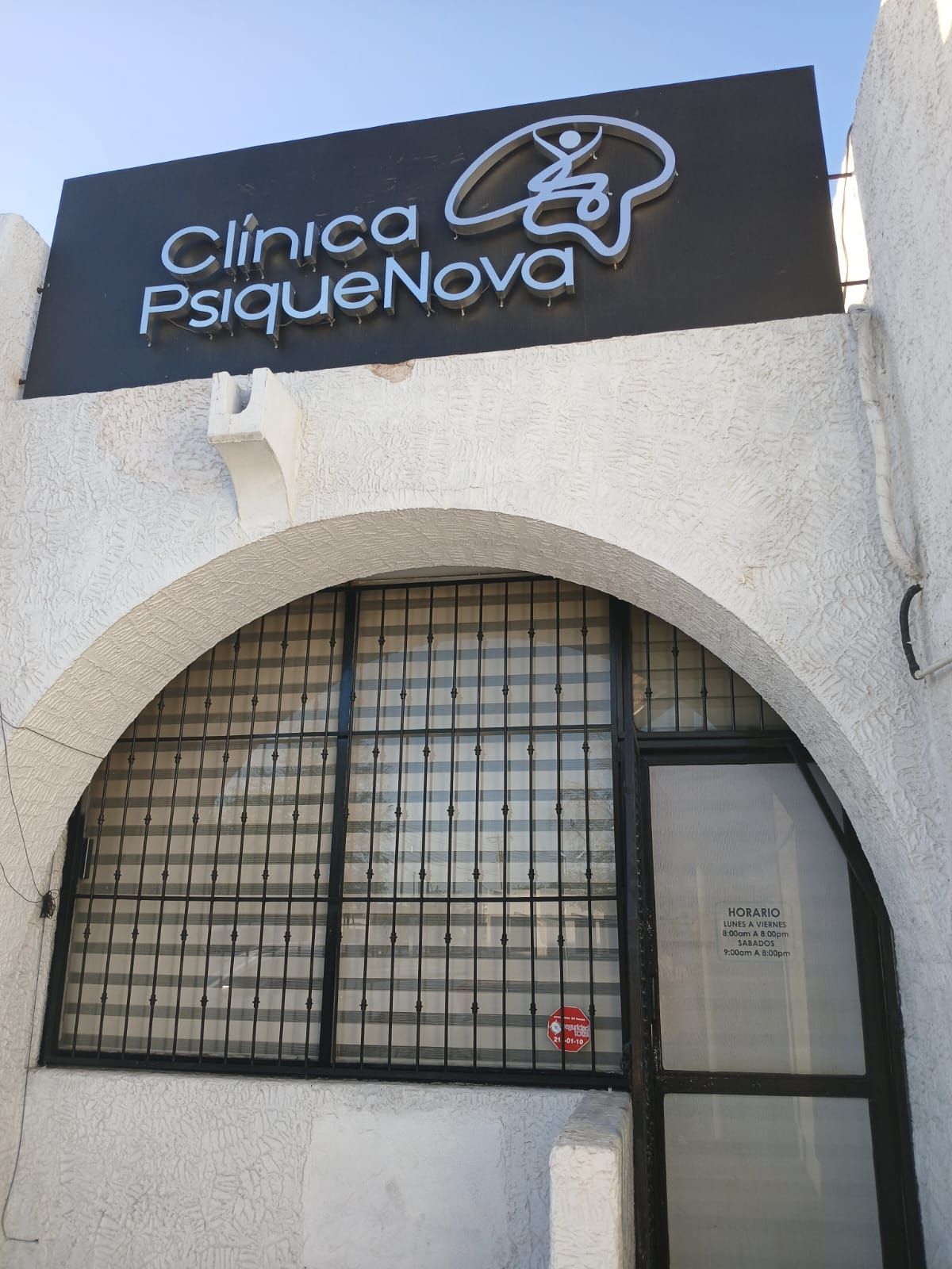 Luis Nichols Aguilar-0