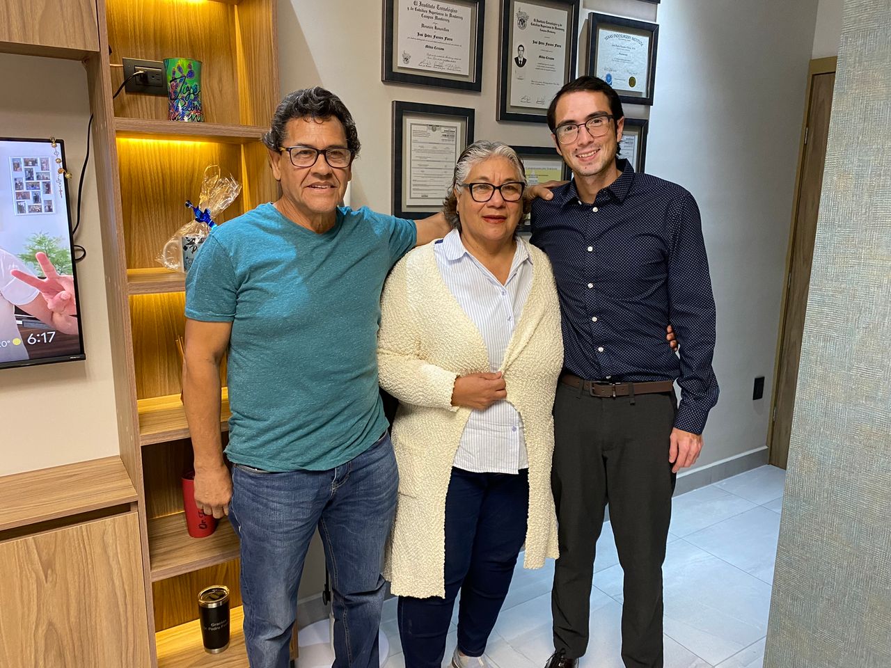 José Pedro Fuentes Flores-120