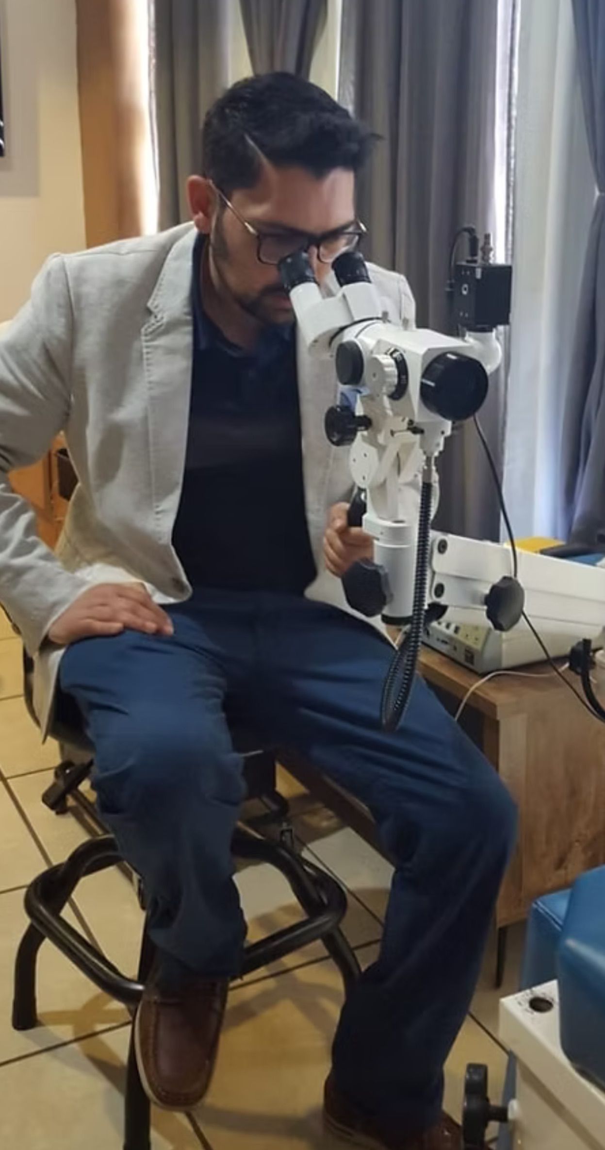 Araró Molina Coronel-13