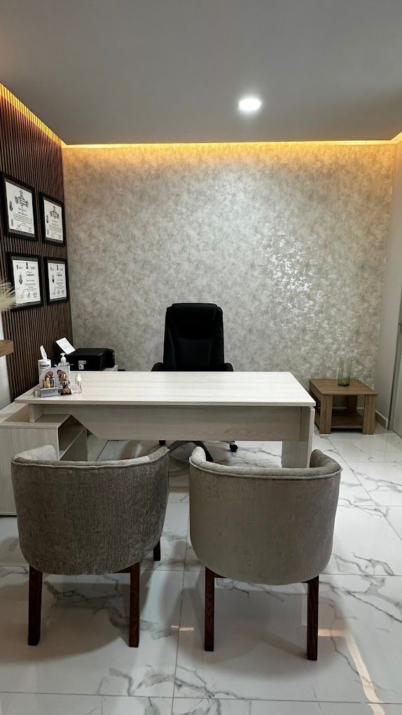 Tony Gomez Luna Leyva-2