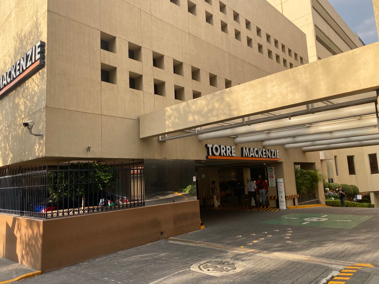 Michael Herbas Rocha-3