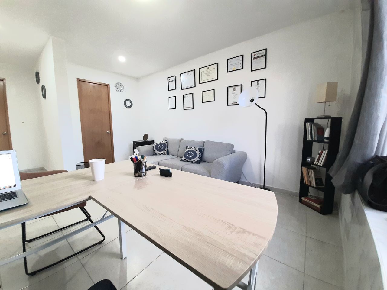 Eduardo De La Cruz-0