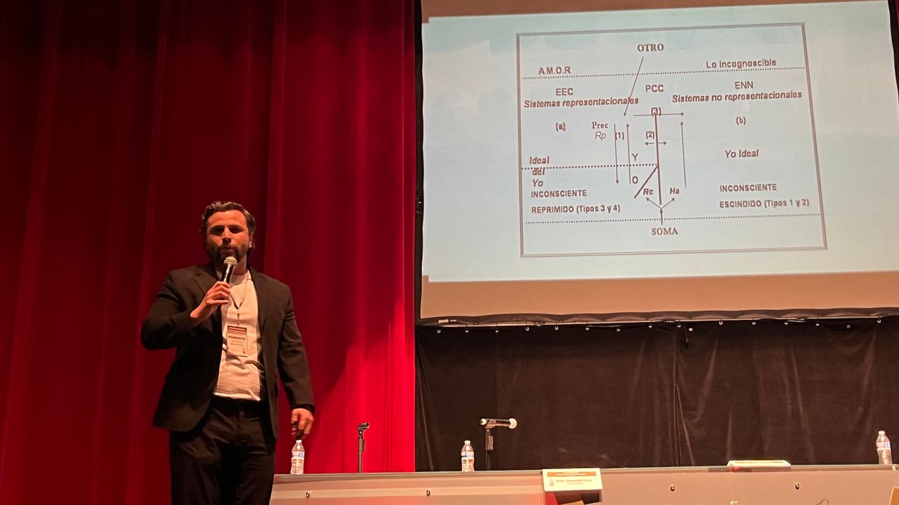 Carlos Andrés Mesa Garza-2