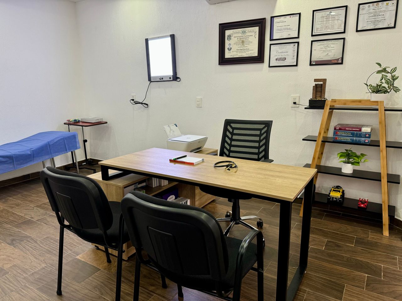 Víctor Miguel Pérez Durán-4