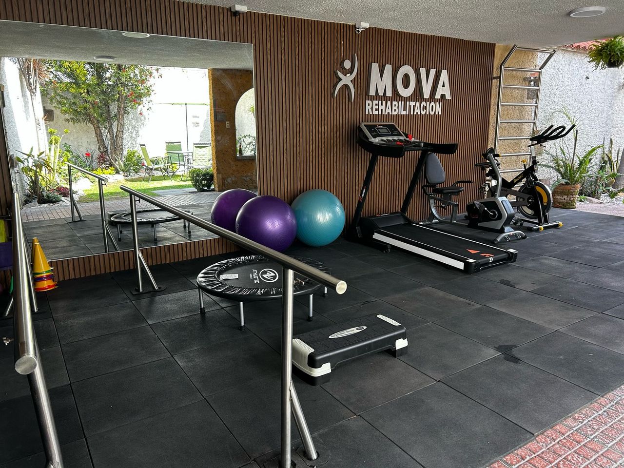 Karla J Flores Aco-3