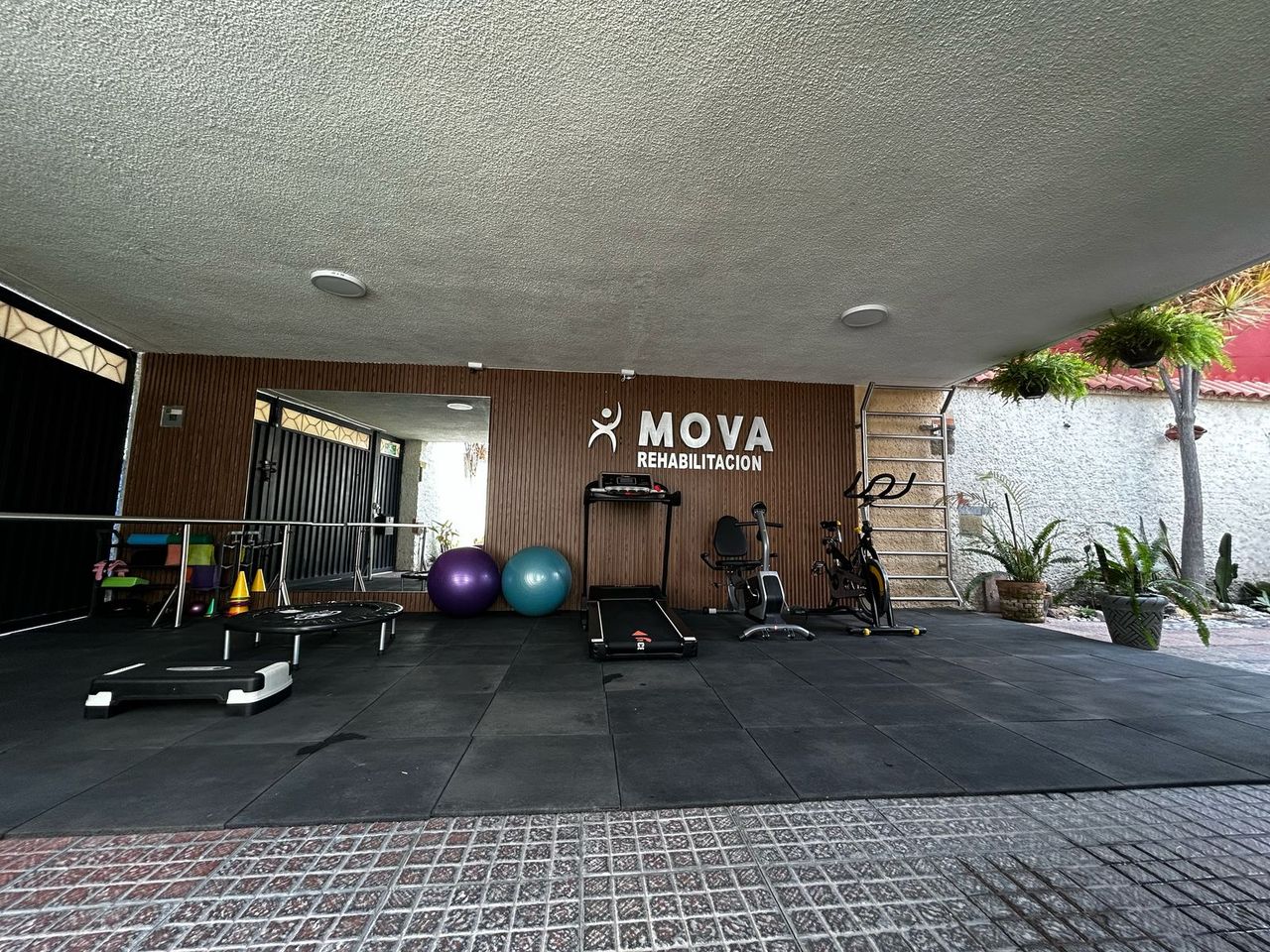 Karla J Flores Aco-0