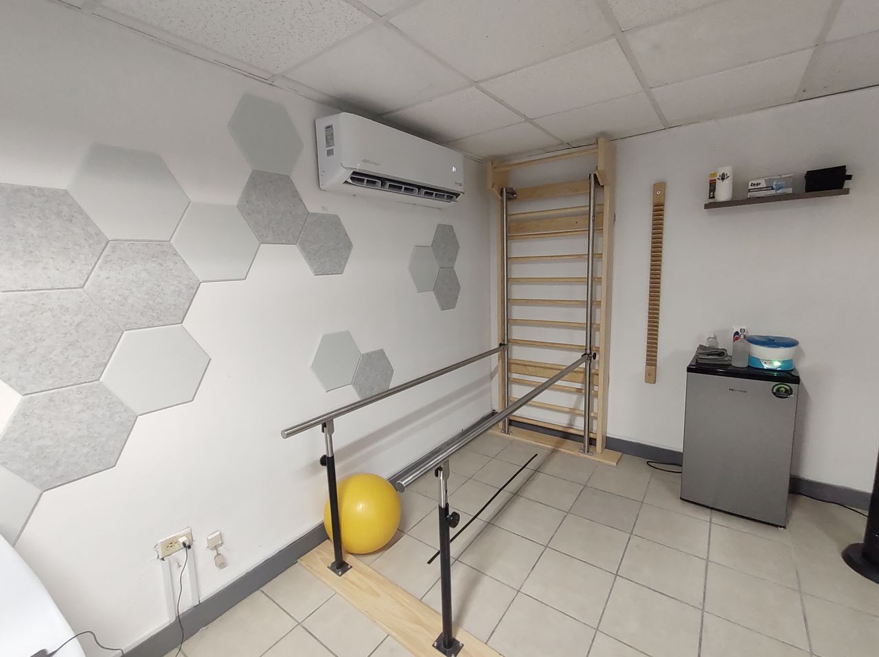 Victor Hugo Gray Blanco-7